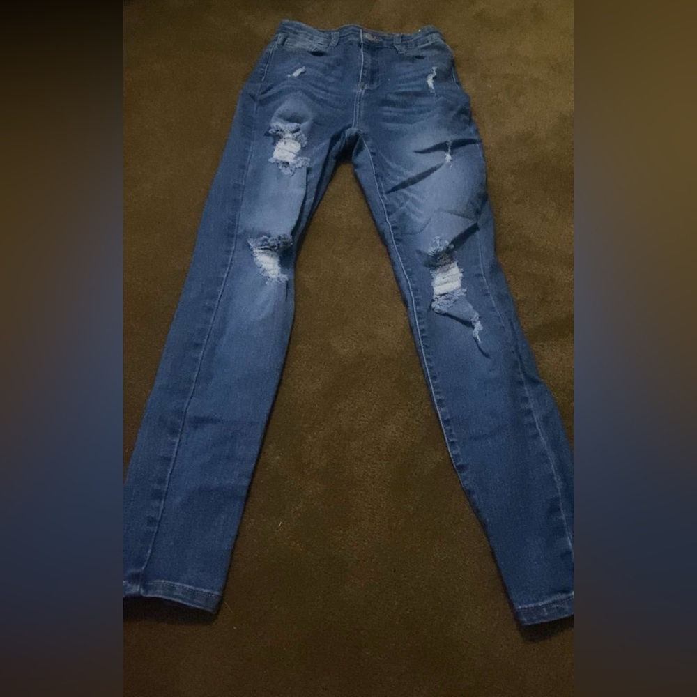 Ripped skinny jeans women